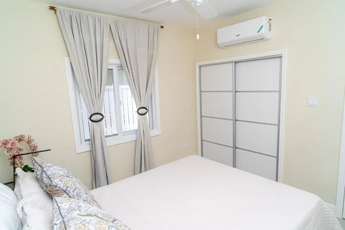 Holiday home Robin'S Nest Villa Lucea