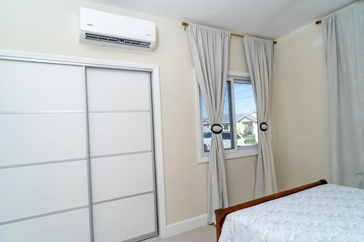 Robin'S Nest Villa Lucea Holiday home